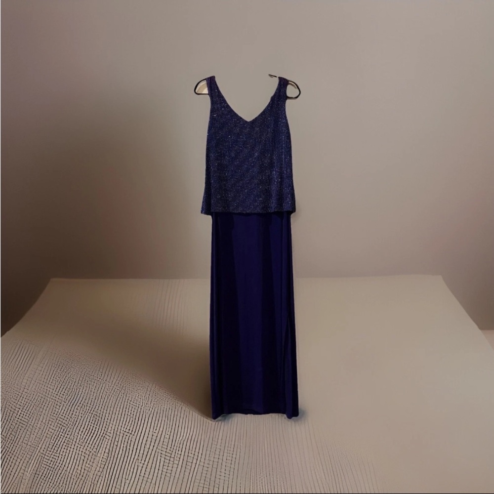 Chic Sleeveless Navy Maxi Dress